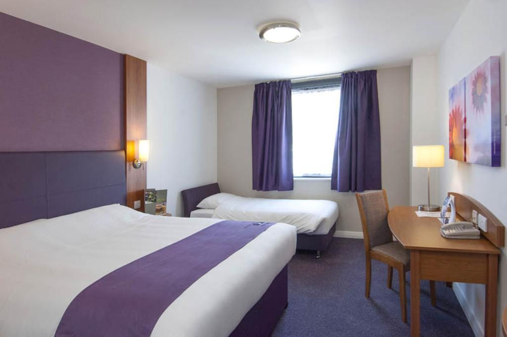 Premier Inn Birmingham City - Aston Room photo
