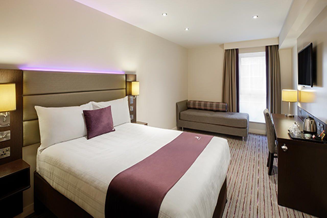 Premier Inn Birmingham City - Aston Exterior photo